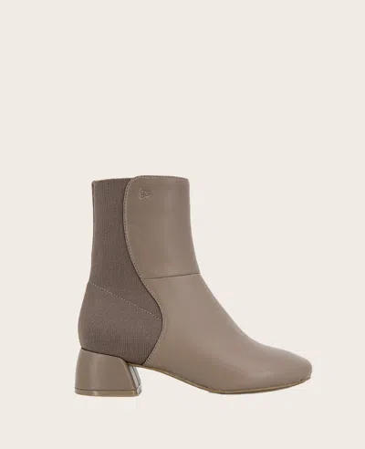 Gentle Souls Women's Emily 50/50 Boots In Shitake Leather