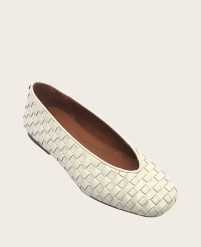 Gentle Souls - Willow Woven Leather Flat In Stone Leather