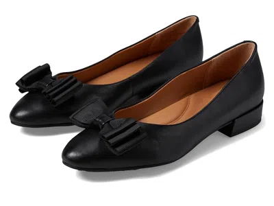 Gentle Souls By Kenneth Cole Atlas Flat In Black