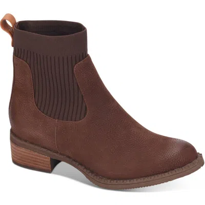 Gentle Souls By Kenneth Cole Best Chelsea Bootie Womens Casual Block Heel Ankle Boots In Brown