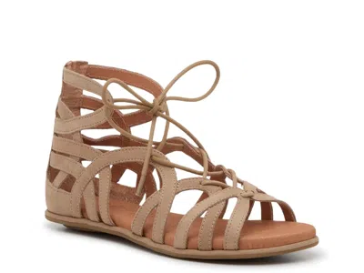 Gentle Souls By Kenneth Cole Break My Heart Sandal In Brown