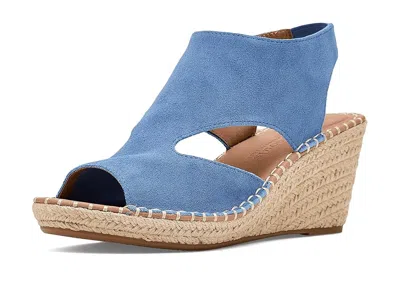Gentle Souls By Kenneth Cole Cody In Blue