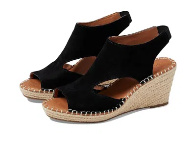 Gentle Souls By Kenneth Cole Cody In Black