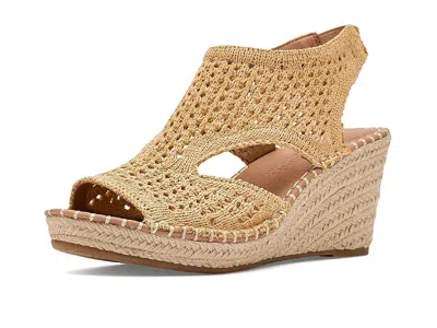 Gentle Souls By Kenneth Cole Cody Knit In Brown