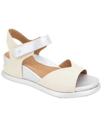 Gentle Souls By Kenneth Cole Jalleen Nubuck Sandal In White