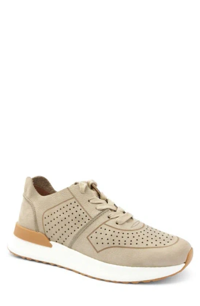 Gentle Souls By Kenneth Cole Laurence Jogger Sneaker In Mushroom