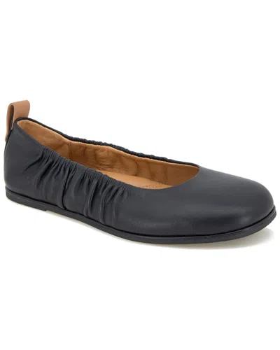 Gentle Souls By Kenneth Cole Mavis Leather Ballet Flat In Black Leather
