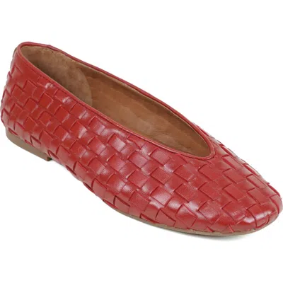 Gentle Souls By Kenneth Cole Willow Woven Flat In Burnt Red Leather