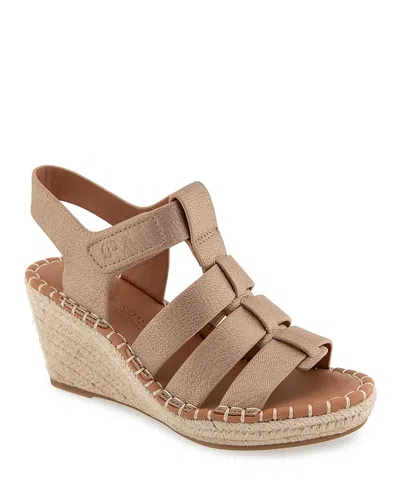 Gentle Souls By Kenneth Cole Women's Capelin Sandals In Matte Gold