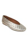 Gentle Souls By Kenneth Cole Willow Woven Flat In Gravel Leather