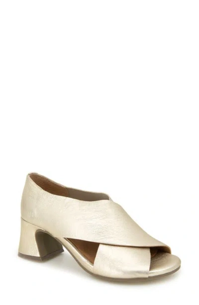 Gentle Souls By Kenneth Cole Yvette Sandal In Ice Metallic Leather