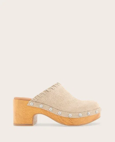 Gentle Souls Daphine Clog In Multi