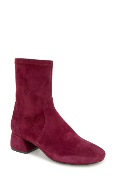 GENTLE SOULS GENTLE SOULS EMILY BOOTIE