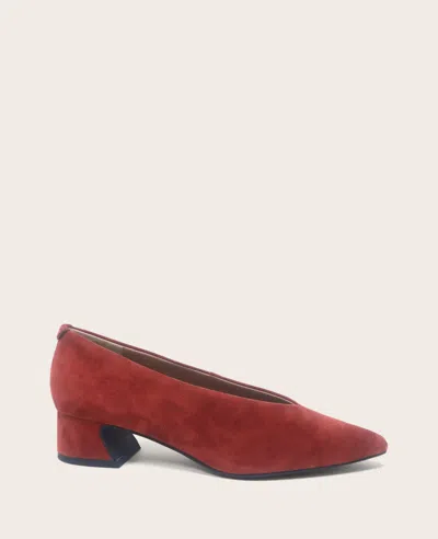 Gentle Souls - Galleria Suede Pump In Red