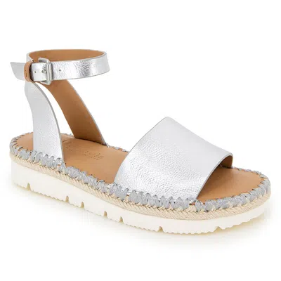 Gentle Souls Lucille Womens Cushioned Footbed Leather Flatform Sandals In Silver