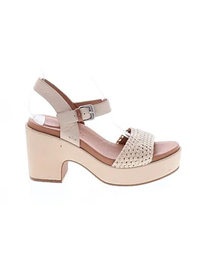 Pre-owned Gentle Souls Sandals In Tan
