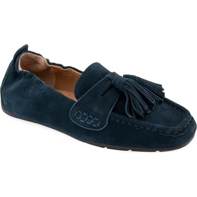 Gentle Souls Sophie Kiltie Driving Loafer In Blue