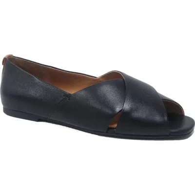 Gentle Souls Whoebe Flat In Black