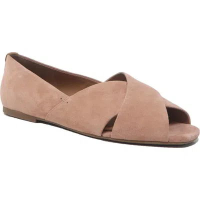 Gentle Souls Whoebe Flat In Brown