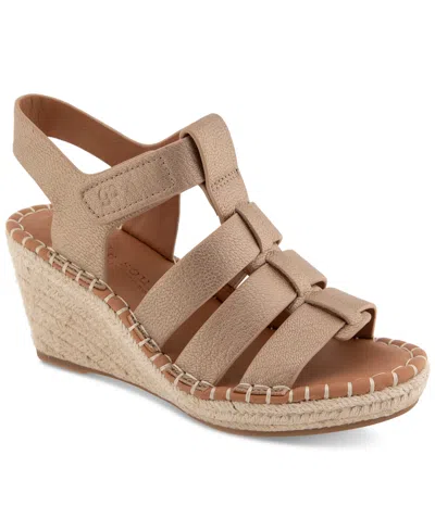 Gentle Souls Women's Capelin Wedge Sandals In Matte Gold Leather