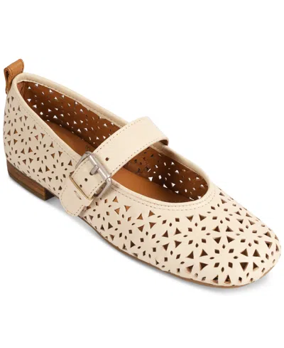 GENTLE SOULS WOMEN'S KARLA PERFERATED LEATHER FLATS