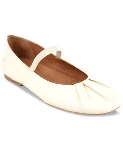 GENTLE SOULS WOMEN'S WALDEN MARY JANE FLATS