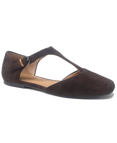 GENTLE SOULS WOMEN'S WYATT T-STRAP FLATS