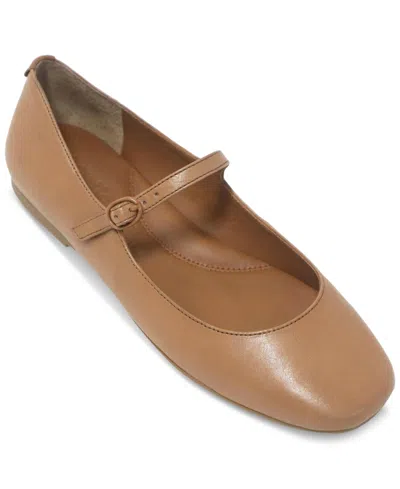 Gentle Souls Women's Wynona Flats In Camel Leather