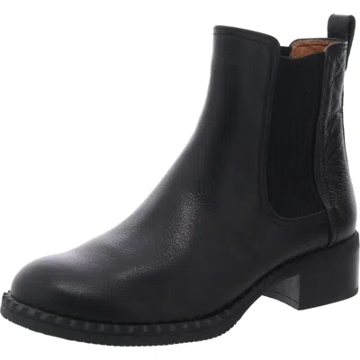 Gentle Souls Womens Solid Leather Chelsea Boots In Black