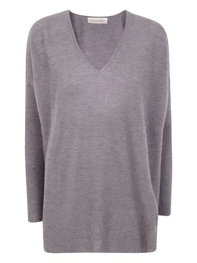 Gentry Portofino V-neck Ribbed Sweater In Gray