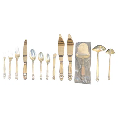 Pre-owned Georg Jensen Acorn Pattern Sterling Silver Flatware, 10-12 Service, 94 Pieces In Sand