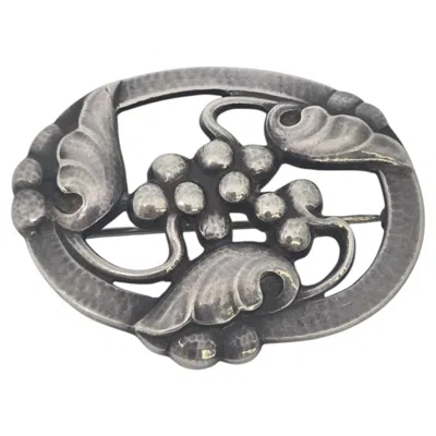 Pre-owned Georg Jensen Denmark Sterling Silver 101 Moonlight Grapes Pin/brooch #25613 In Purple