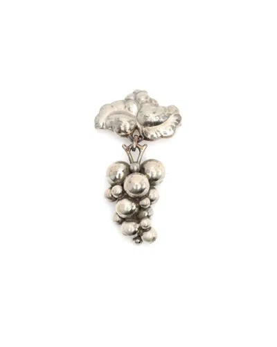 Georg Jensen Moonlight Grapes Brooch In Metallic