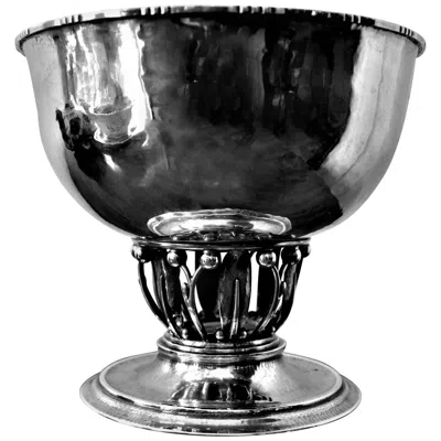 Pre-owned Georg Jensen Sterling Silver "louvre" Pedestal Bowl In Black