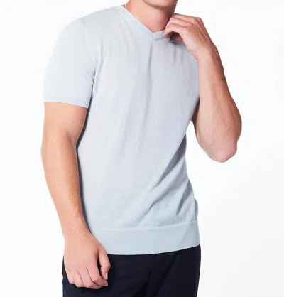 George Patrick High V-neck T-shirt In Ice Blue