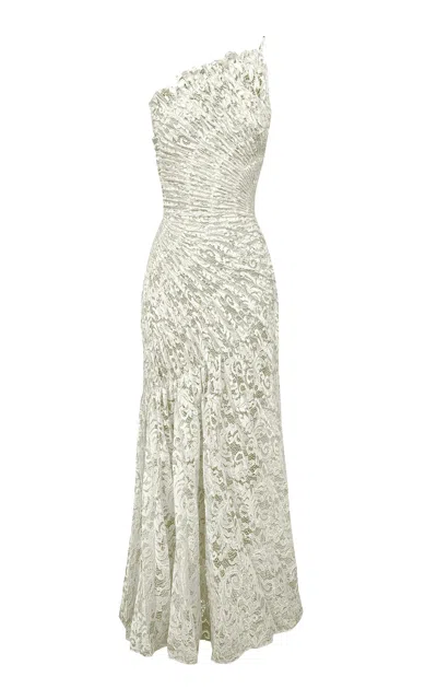 Georgia Hardinge Moda Operandi In White