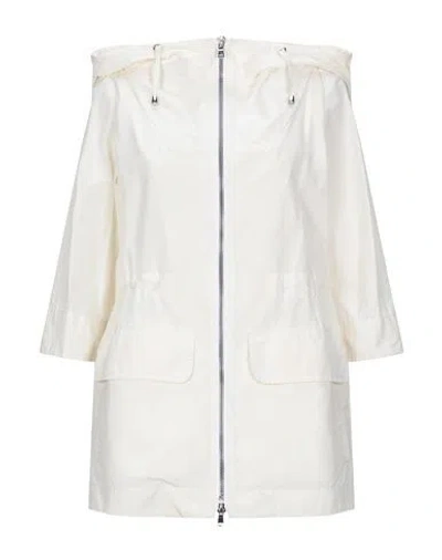 Geospirit Overcoats In White