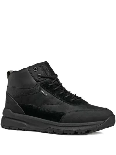 Geox U Estrella Trail + Grip Sneakers In Black
