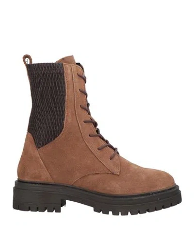 Geox Woman Ankle Boots Brown Size 8 Leather