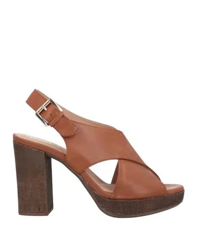 Geox Woman Sandals Brown Size 5 Soft Leather