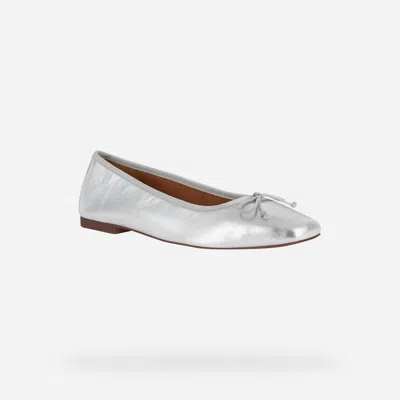 Geox Women Marsilea Flats In Silver