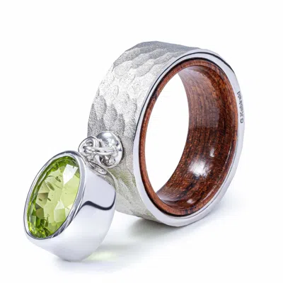 German Kabirski Women's Green / Silver Selkie Textured Silver And Rosewood Ring With Suspended Oval Peridot