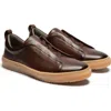Gernie 33 Laceless Low Top Sneaker In Brown