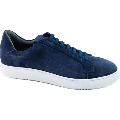 Gernie 36s Low Top Sneaker In Navy Suede