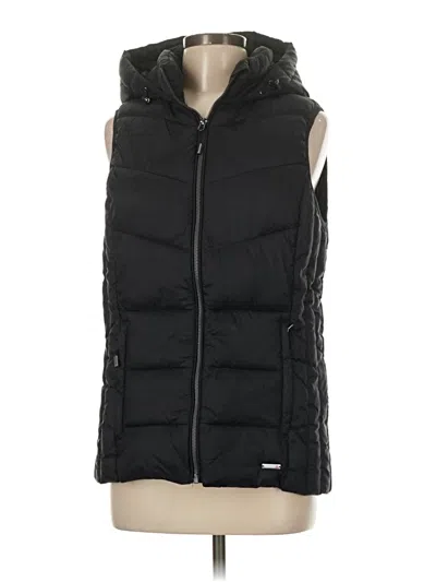 Pre-owned Gerry Vest In Black