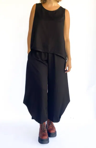Gerties Gail's Tank Top In Black Tencel Twill