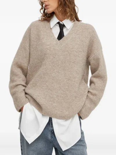 Gestuz V-neck Knitwear In Neutral