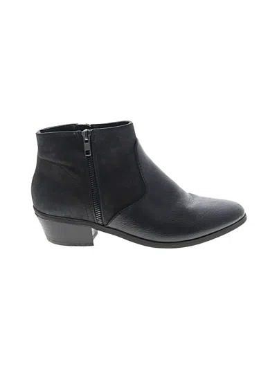 Pre-owned G.h. Bass & Co. Ankle Boots In Black