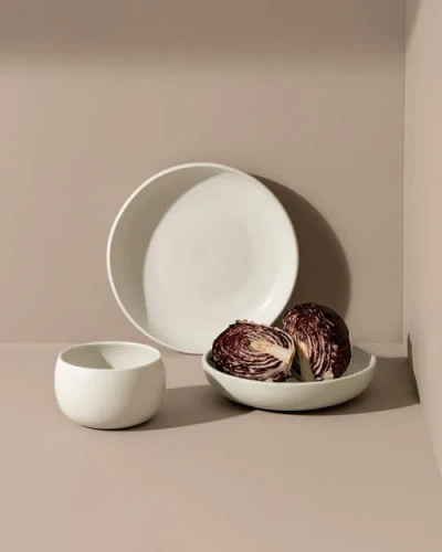 Gharyan Stoneware Le Kuisto Dinnerware Set In White