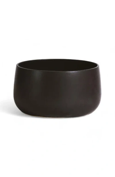 Gharyan Stoneware Stoneware Serving Bowl In Black